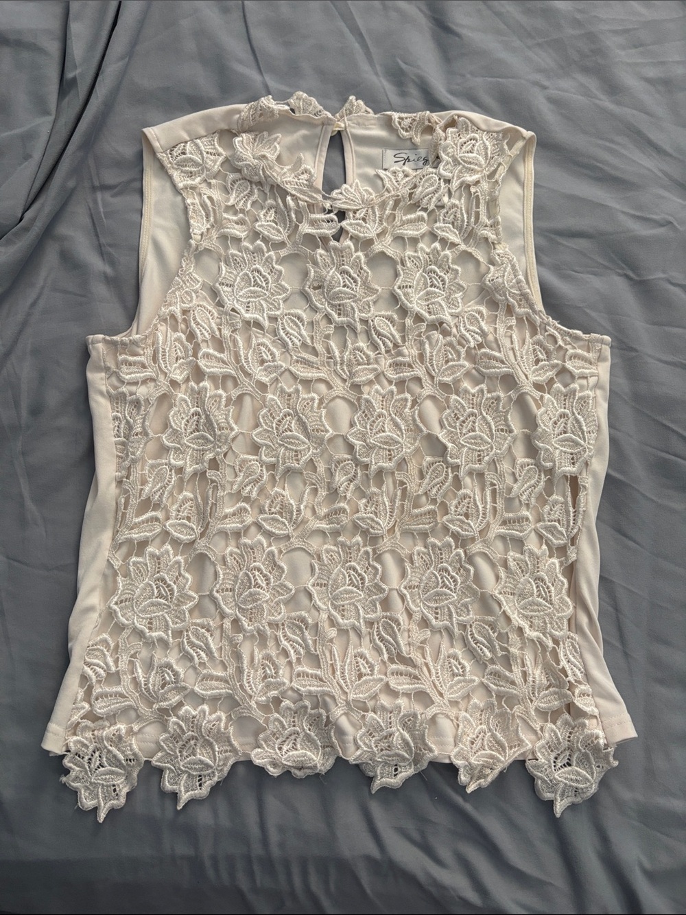 Spiegel Floral Lace Sleeveless tank top with floral lace